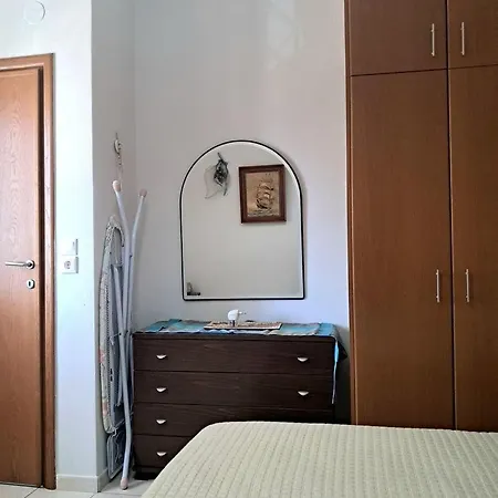 Menexe Apartments-korali * Neos Marmaras