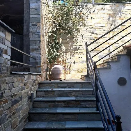 Menexe Apartments-korali Néos Marmarás