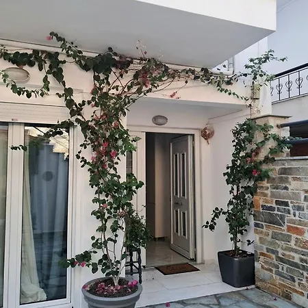 Menexe Apartments-korali Apartmán